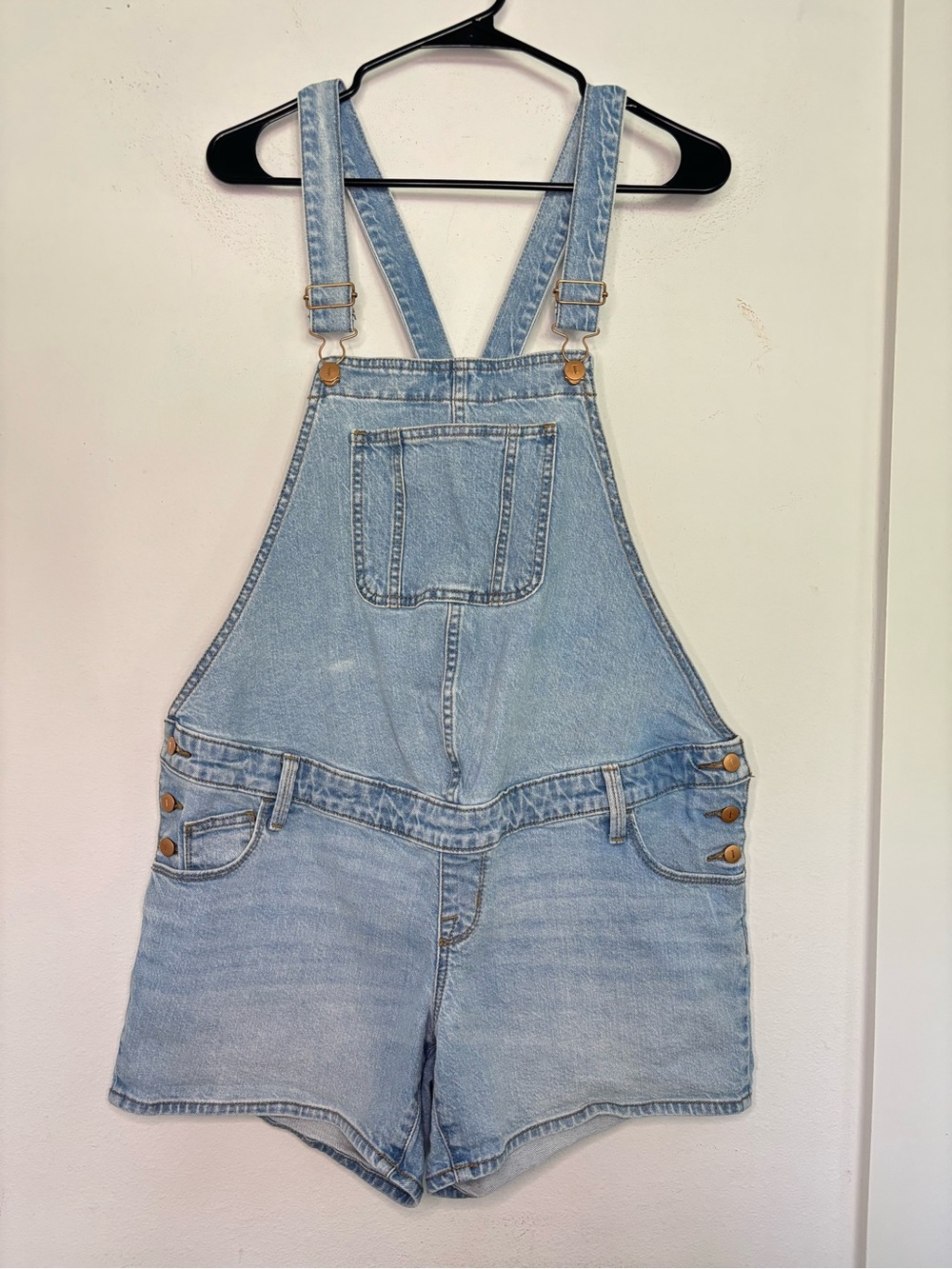 ISABEL MATERNITY LIGHT WASH CLASSIC SHORT OVERALLS SZ 6